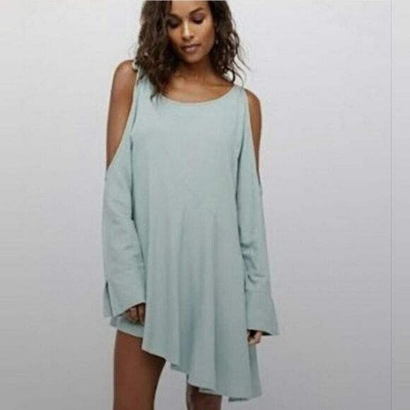 Free people Clear skies cold shoulder tunic Mint SZ SP - Picture 1 of 11